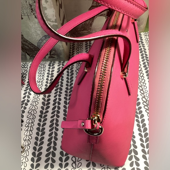 LIKE NEW KATE SPADE HOT PINK CROSSBODY BAG. - Picture 3 of 14